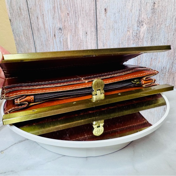 Patricia Nash Vintage Embossed Floral Brown Clutch Wallet EUC - Picture 4 of 12